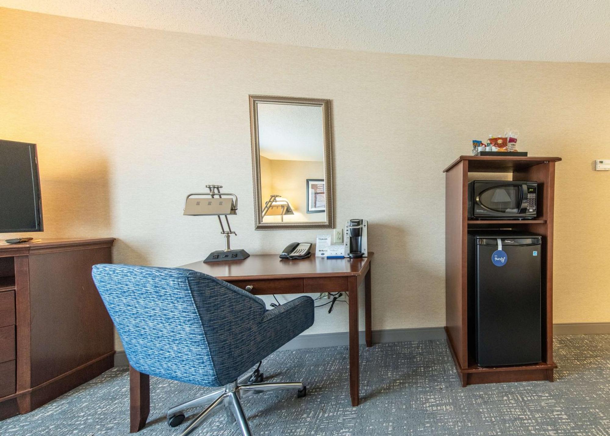 Hampton Inn Presque Isle Extérieur photo