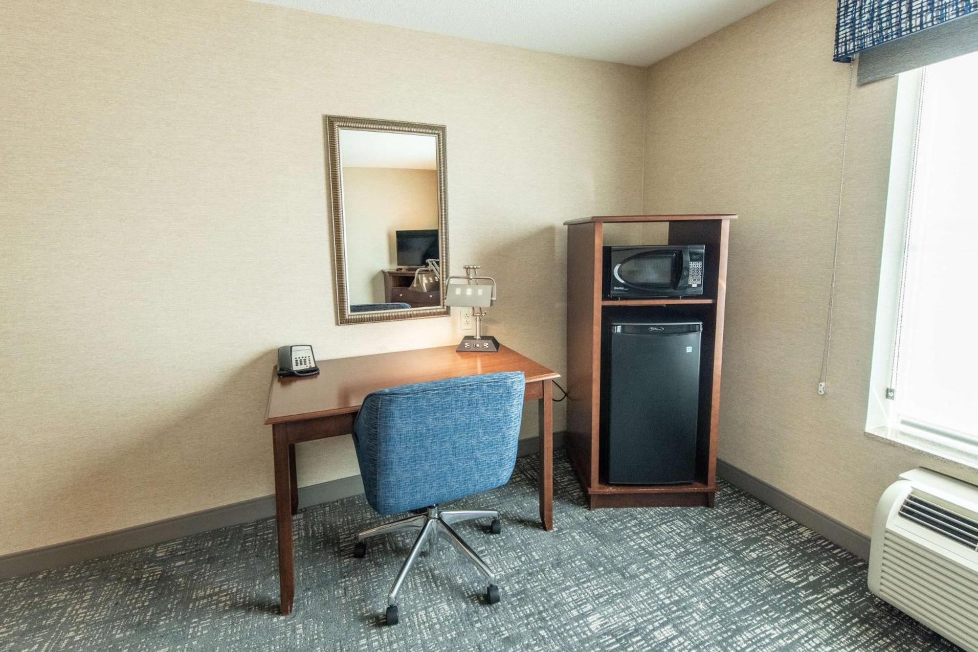 Hampton Inn Presque Isle Extérieur photo