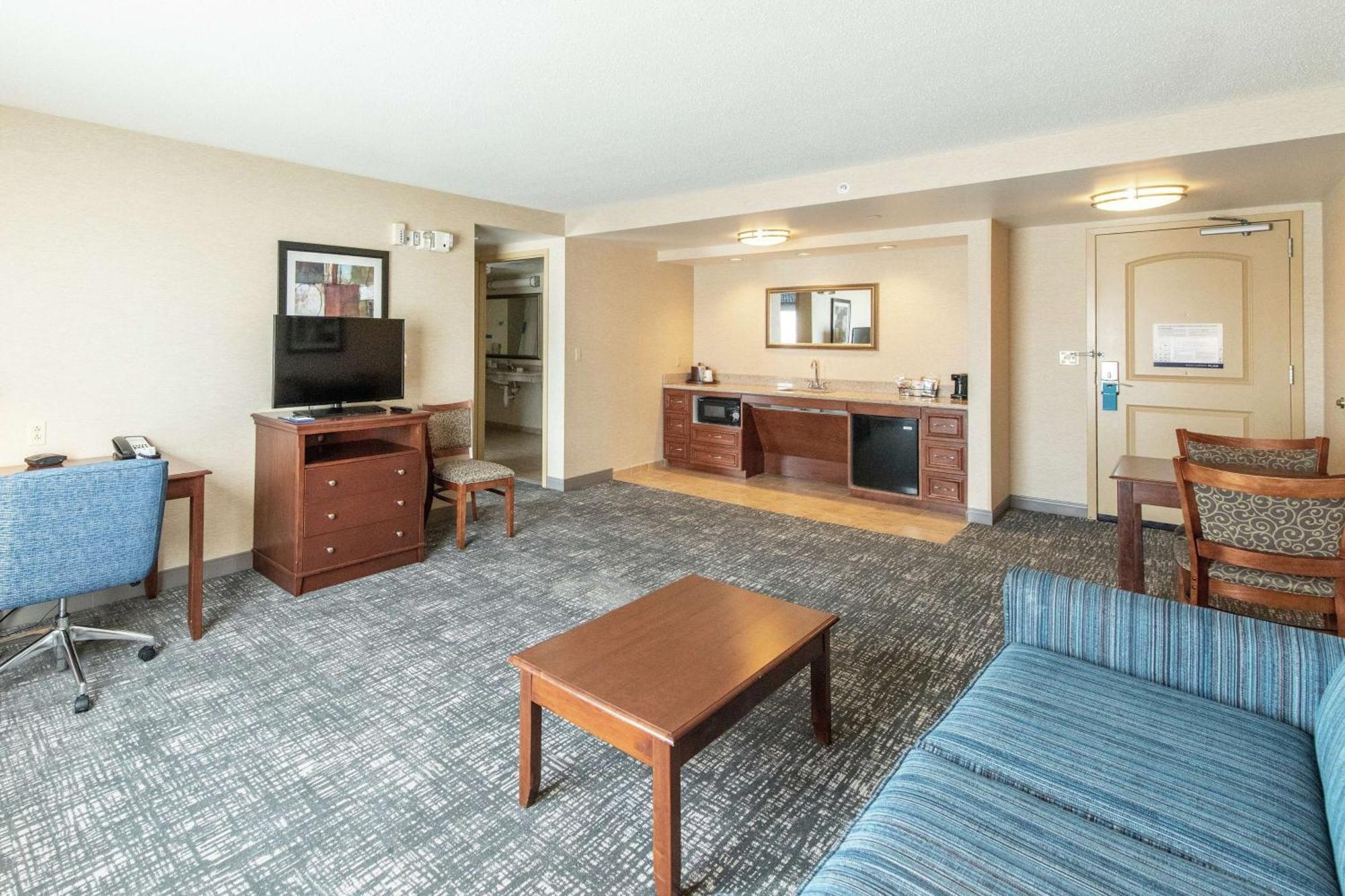 Hampton Inn Presque Isle Extérieur photo