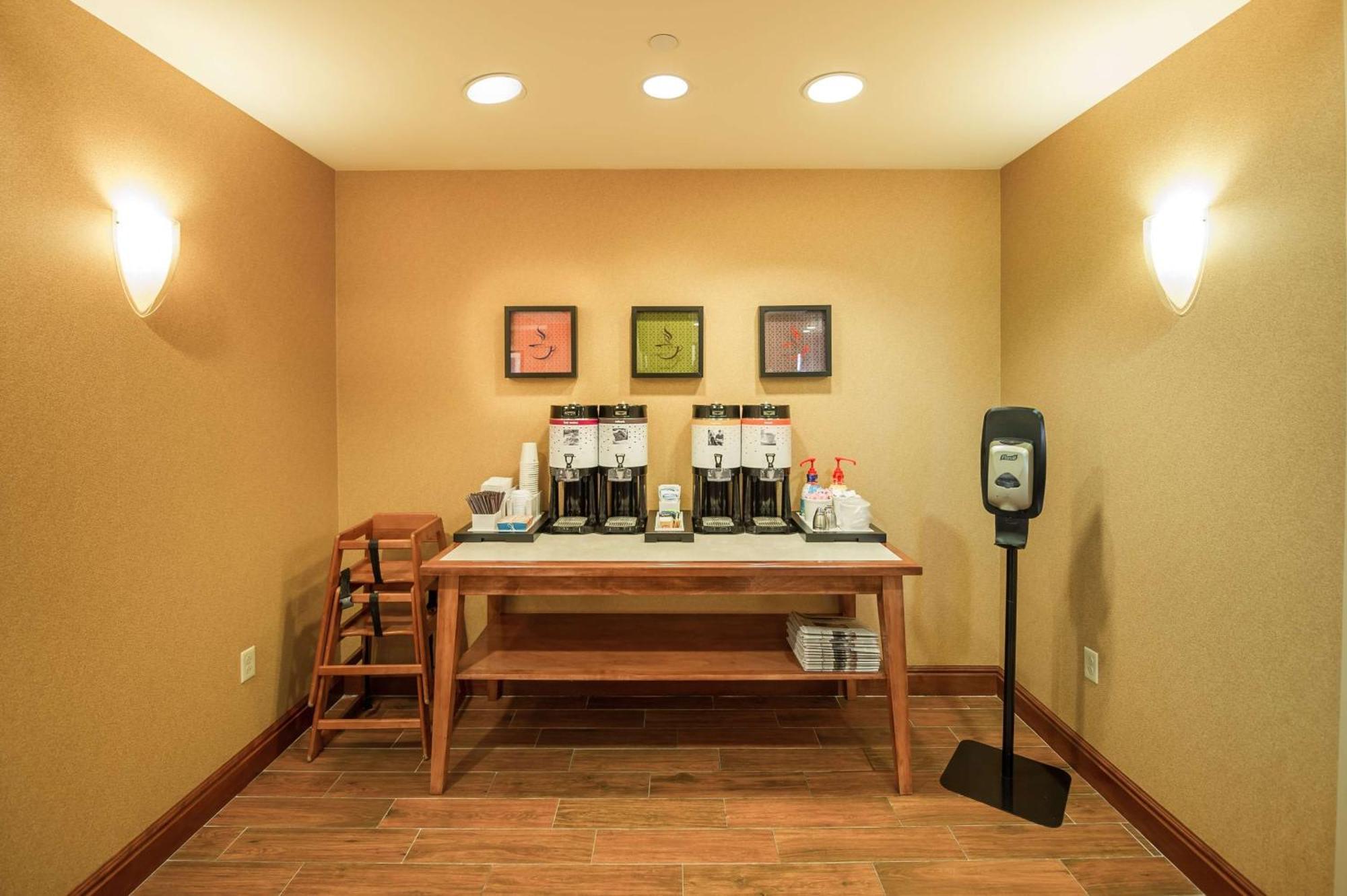 Hampton Inn Presque Isle Extérieur photo